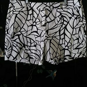 Attention size 12 short